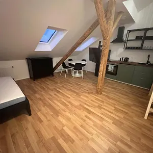 Zizkov Tower 3* Praga