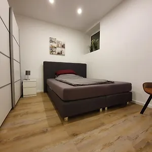 1 Ost Apartment Ratingen