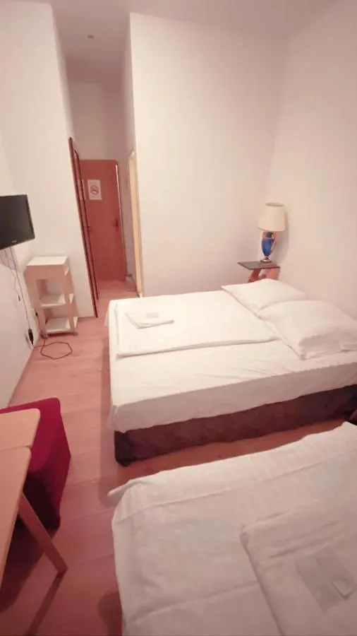 Maerkischer Hof Hotel Berlin